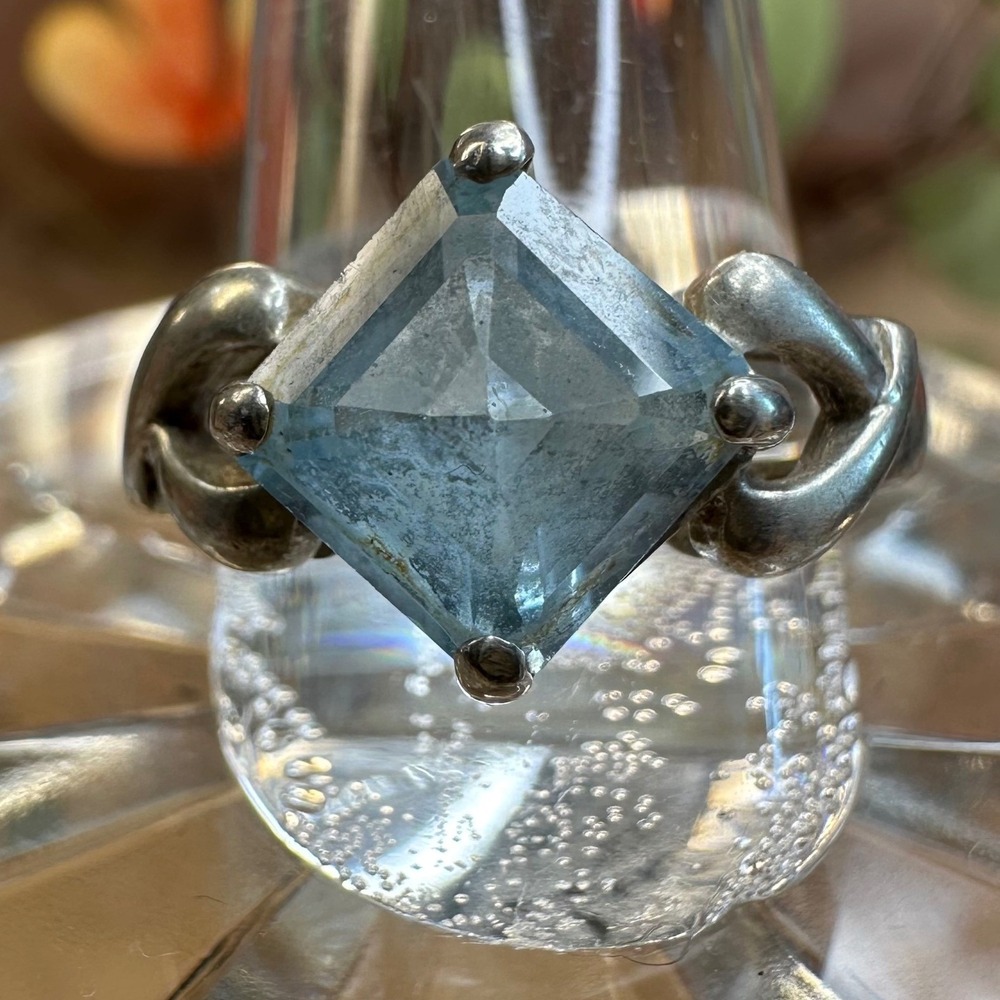 Vintage Womens Statement Ring Blue Square Stone Sterling Silver Knot Detail 925